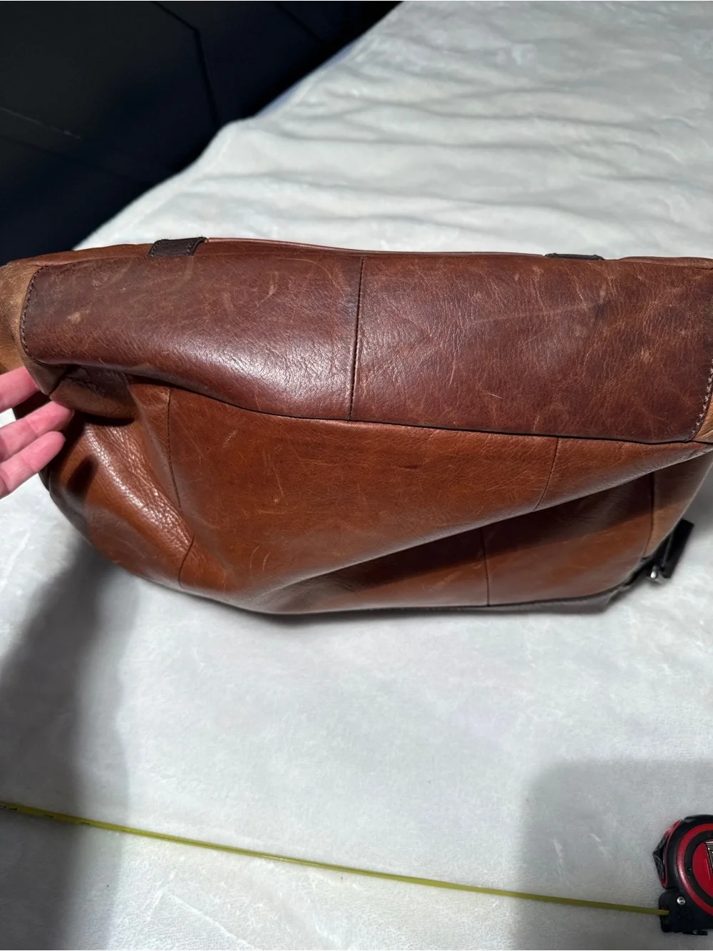 Fossil Vintage Distressed Leather Messenger Bag - Cognac Brown - Fits 15